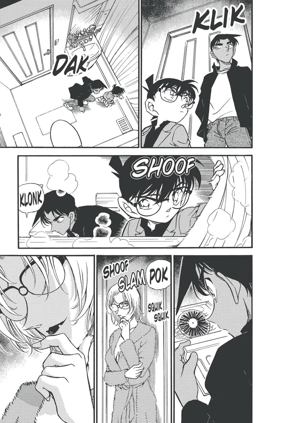 Case Closed Chapter 341 - Page 15